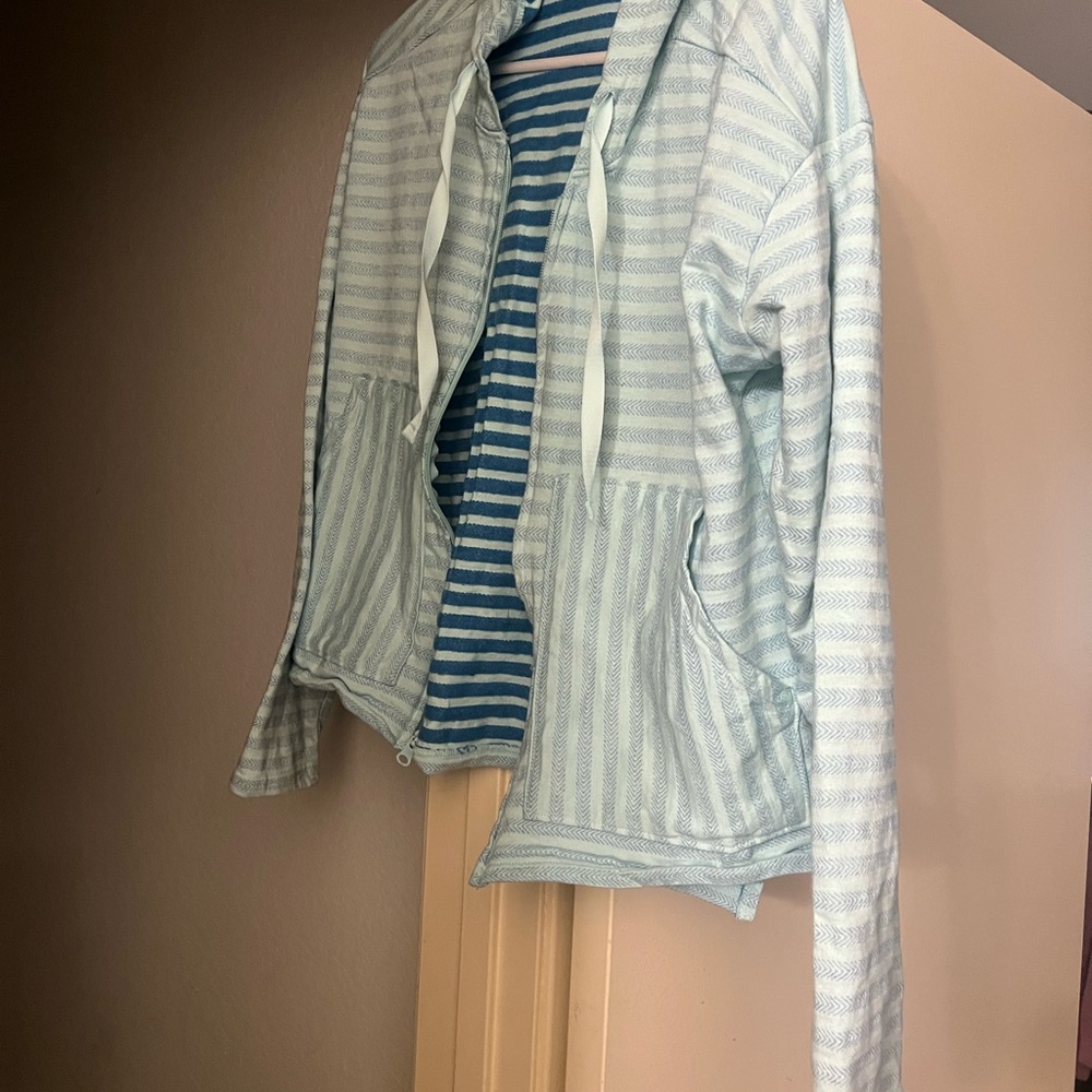 Columbia Sportswear Blue and Green Top